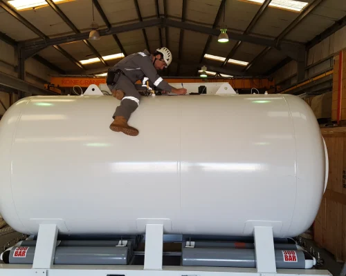 Dive_Technician_Services_01